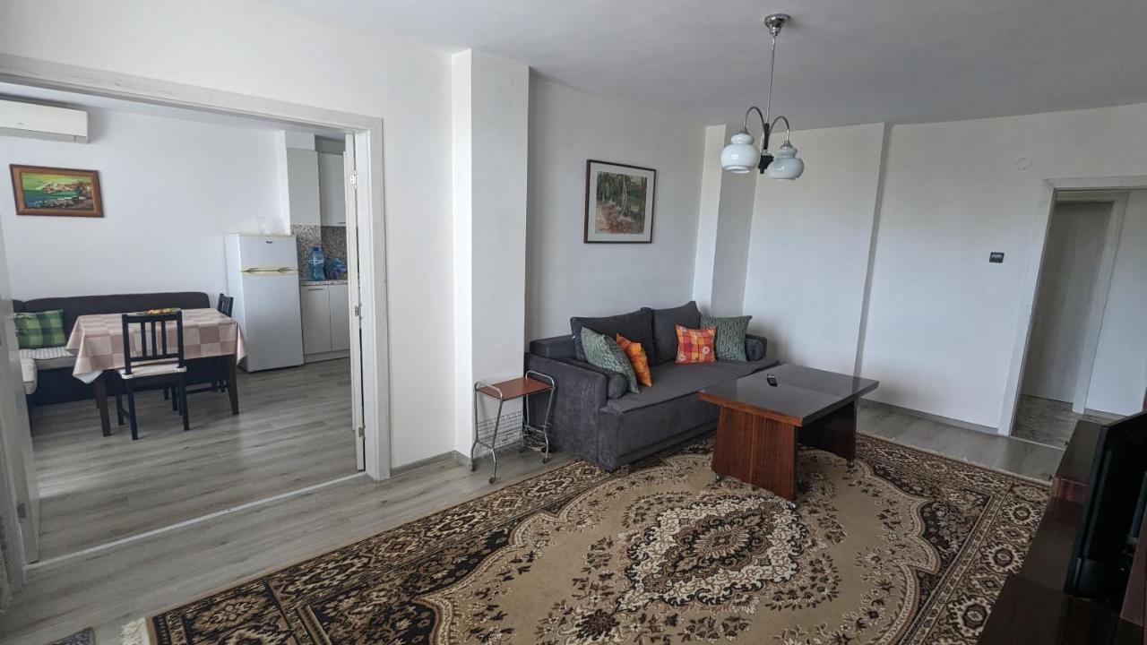 Roza Apartment Varna Eksteriør billede