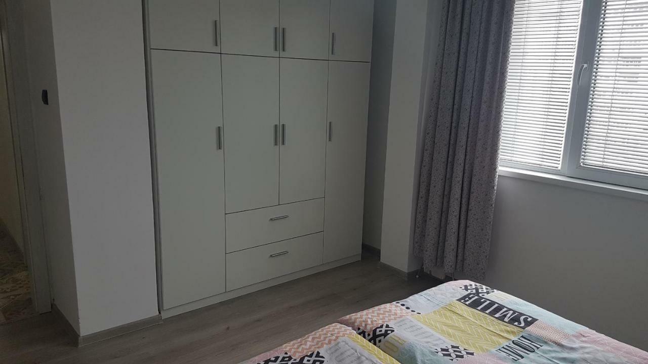 Roza Apartment Varna Eksteriør billede