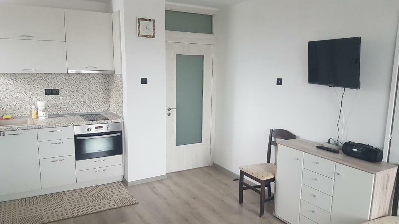 Roza Apartment Varna Eksteriør billede