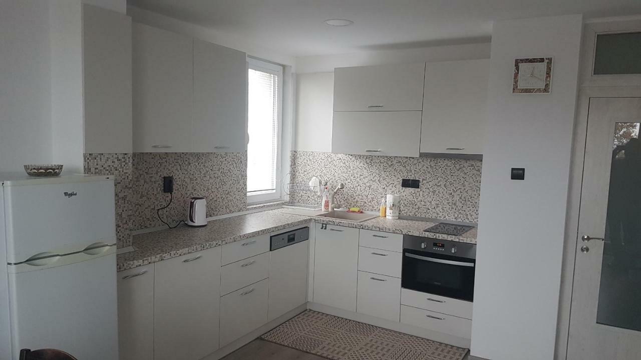 Roza Apartment Varna Eksteriør billede